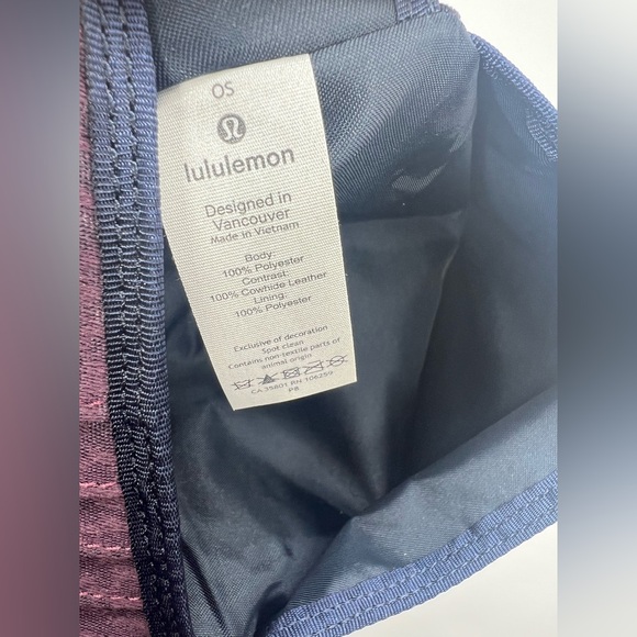 LULULEMON Test Of Time Stacked Jacquard Black Cherry Leather Trim Travel Wallet - Picture 15 of 15